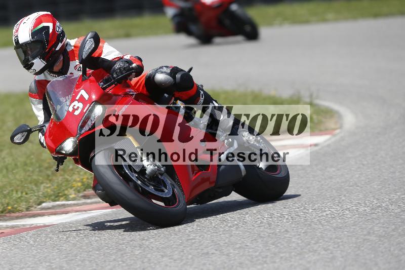 /27 12.06.2025 Ducati Schweiz Trackday Warmup  ADR/gruen-vert/37